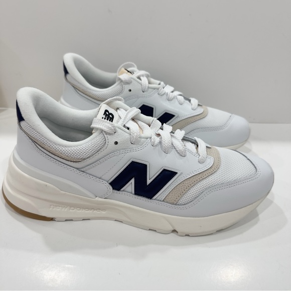 New Balance 997R Men’s Running Shoes